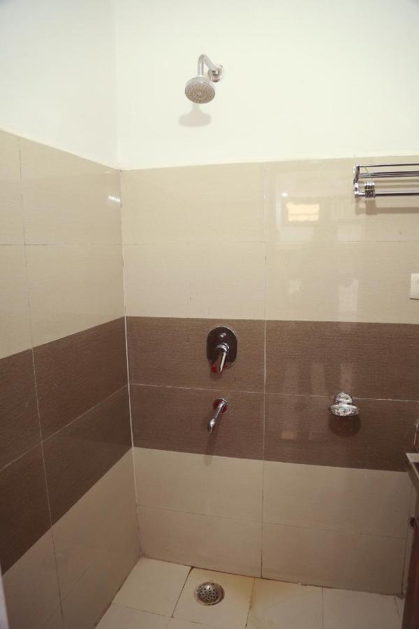 Shanti Residency 新德里 外观 照片