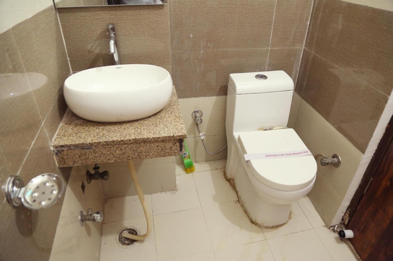 Shanti Residency 新德里 外观 照片
