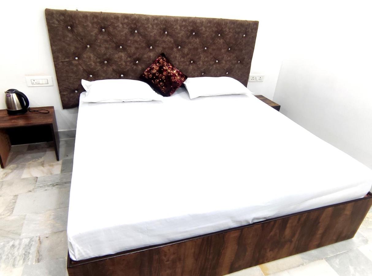Shanti Residency 新德里 外观 照片