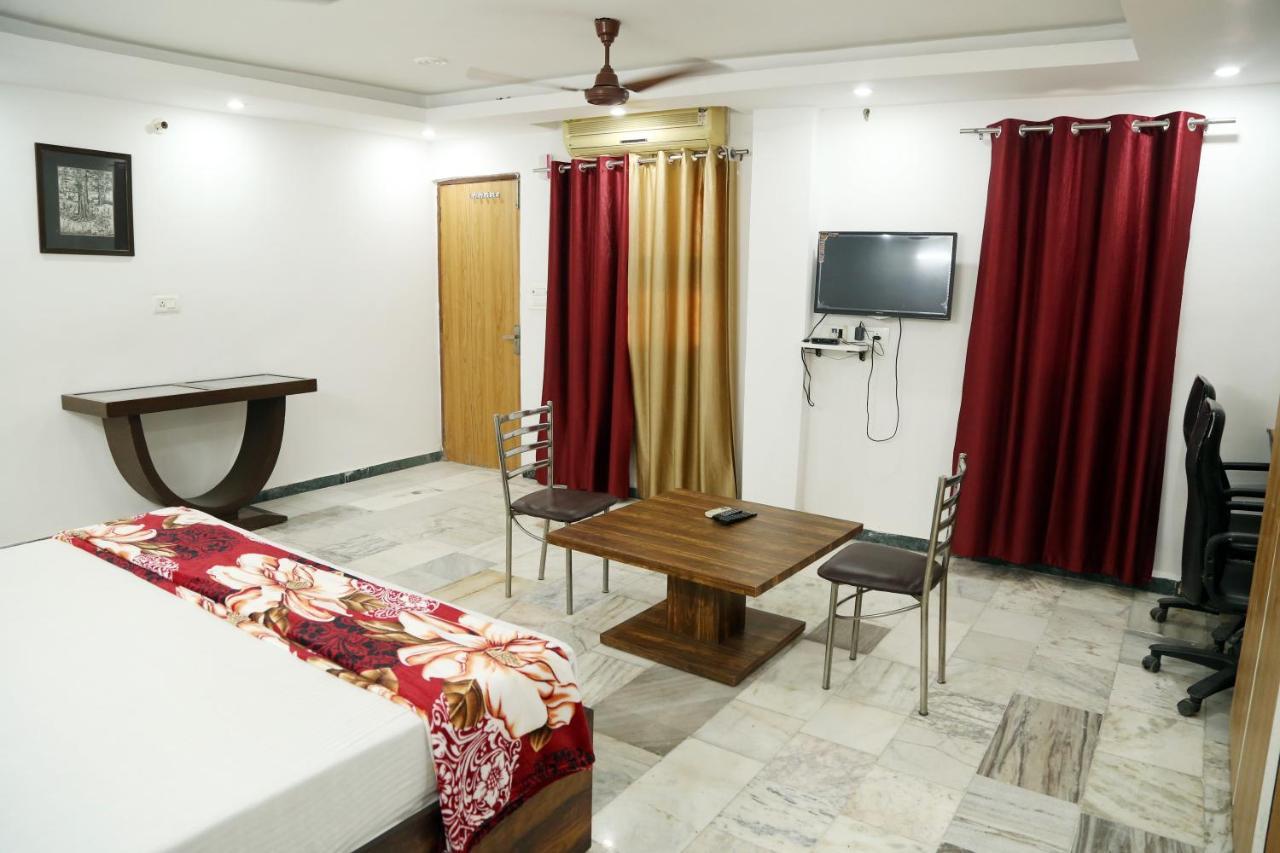 Shanti Residency 新德里 外观 照片